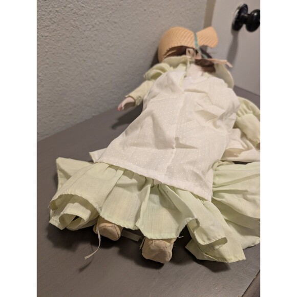 Vintage Porcelain Doll 16” Southern Belle Green Dress Straw Hat Victorian Style - Picture 3 of 10